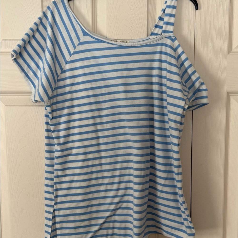Twenty Second Light Blue Striped Short Sleeve Top
